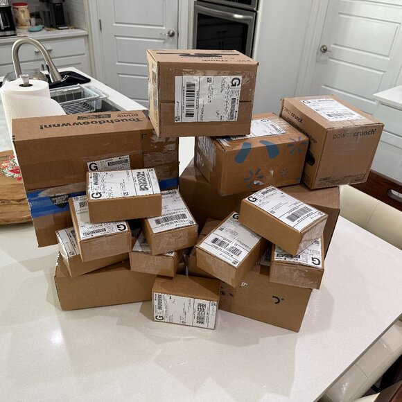 Dani & George 5 Star Rated 🌟Posh Ambassador II - Picture 4 of 15